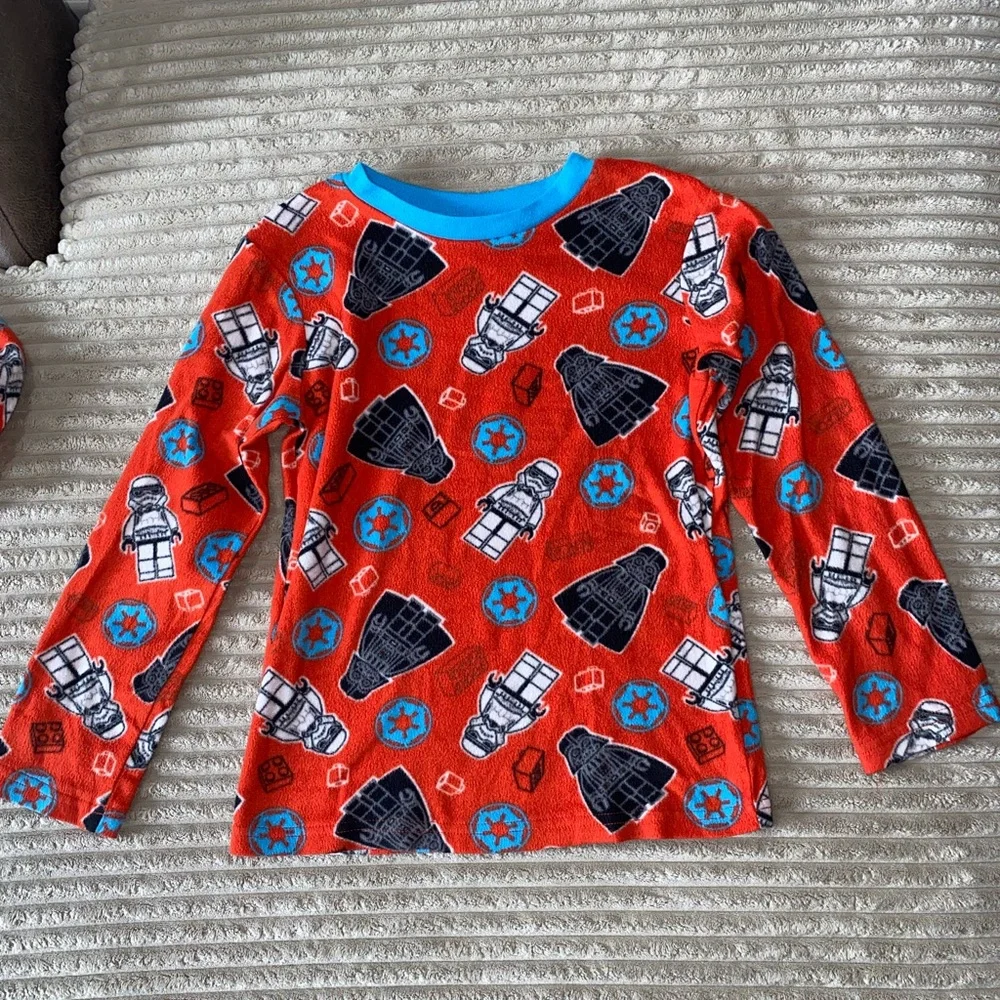 🔥 LEGO Star Wars Pajama Set (Size 6/7) - Flame Resistant 🚀🖤
